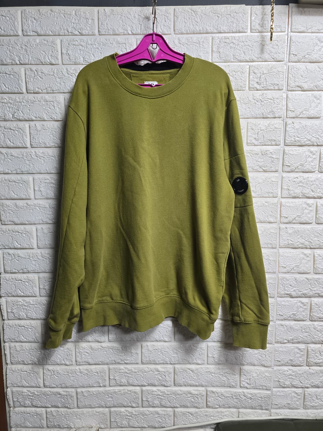 cp컴퍼니 렌즈 맨투맨 xl 상품이미지1