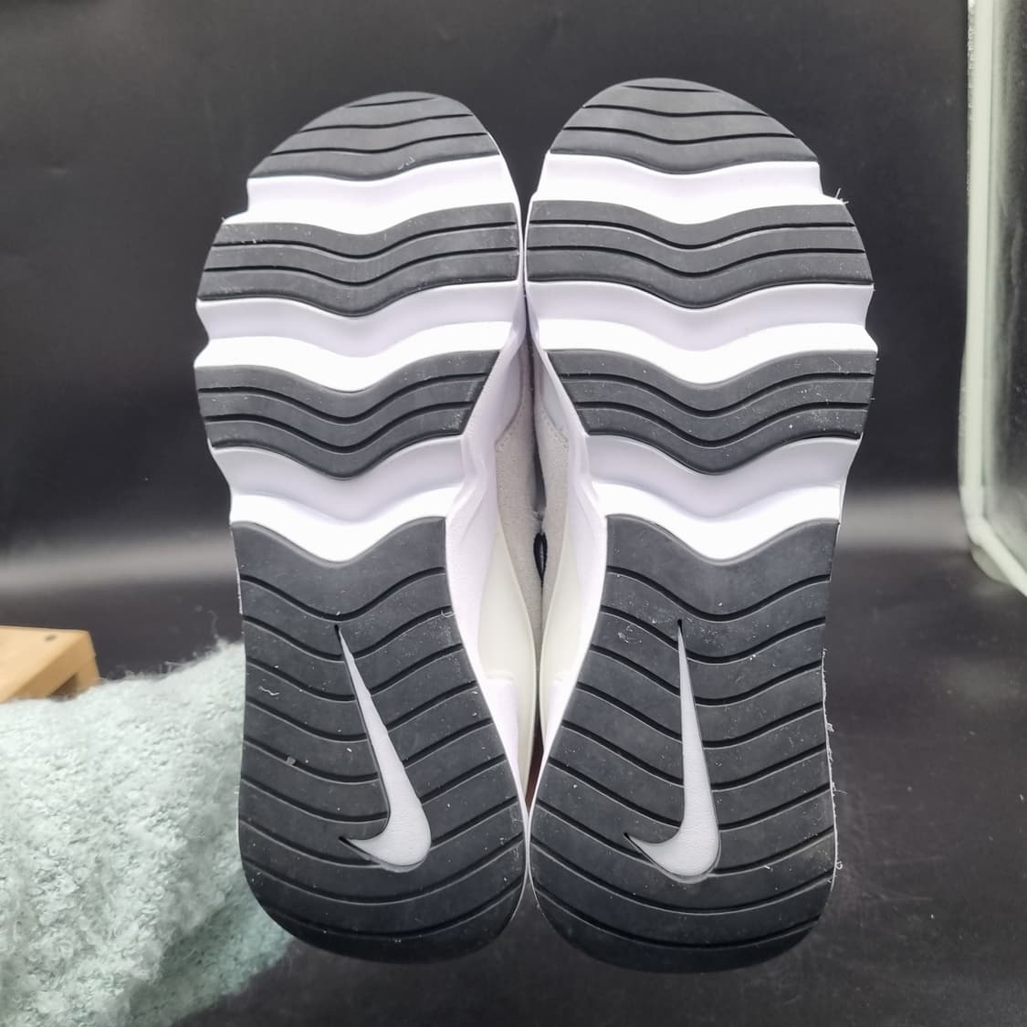 나이키 라이즈365 운동화255 상품이미지3