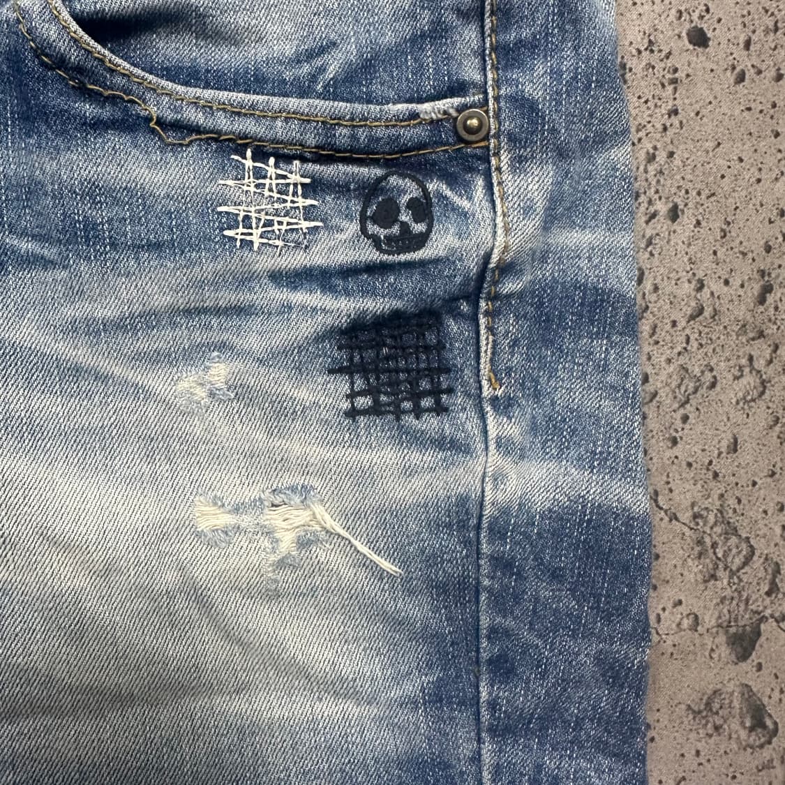 ✨ (만원 빈티지) Lolita jeans 해골 하트  데님 핫팬츠 반바 상품이미지3