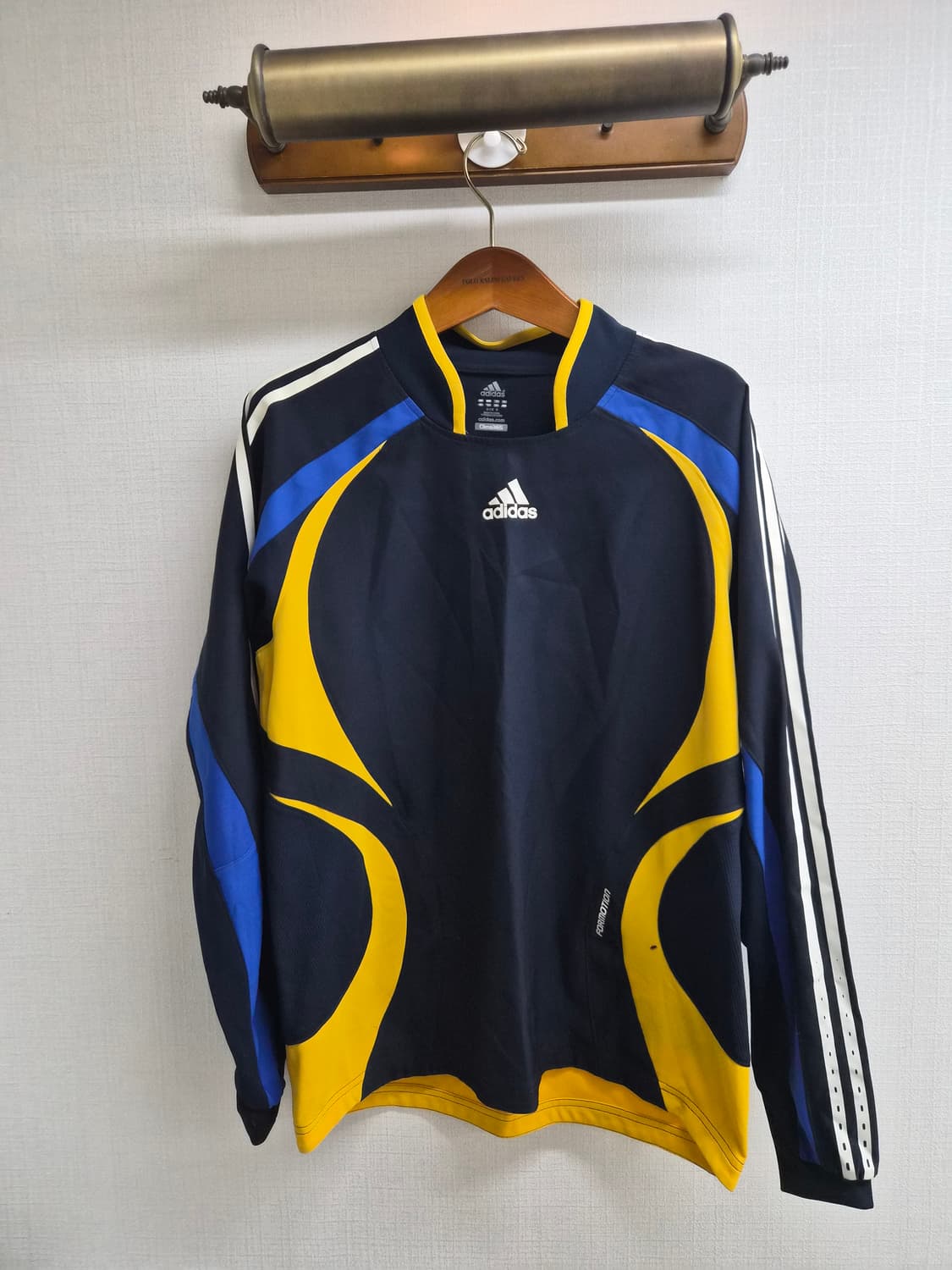 L) 아디다스 00's 포모션 트레이닝 탑 팝니다 상품이미지1