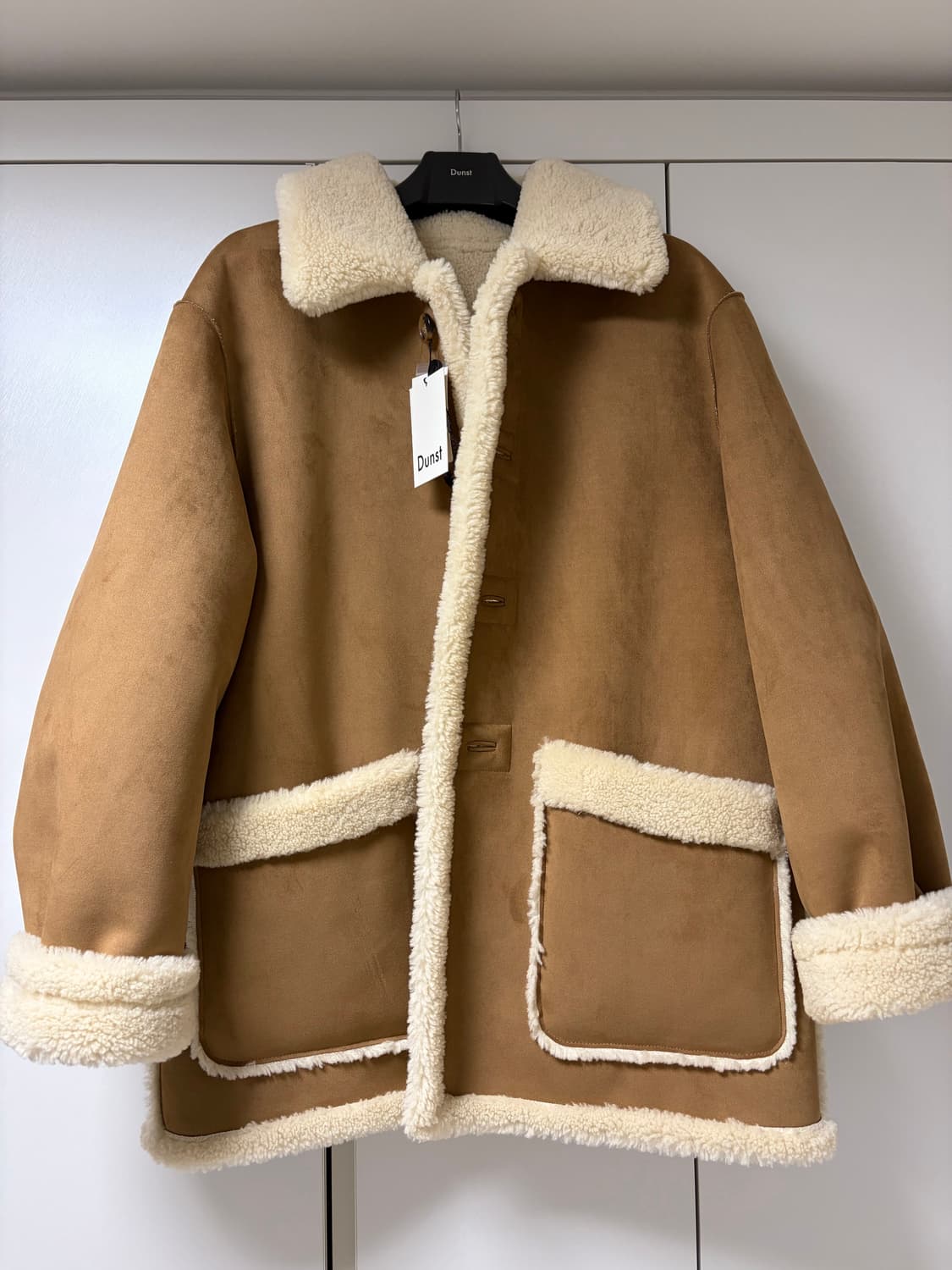 25fw 던스트 리버시블 무스탕 자켓 00L(새상품)(남녀공용) 상품이미지1