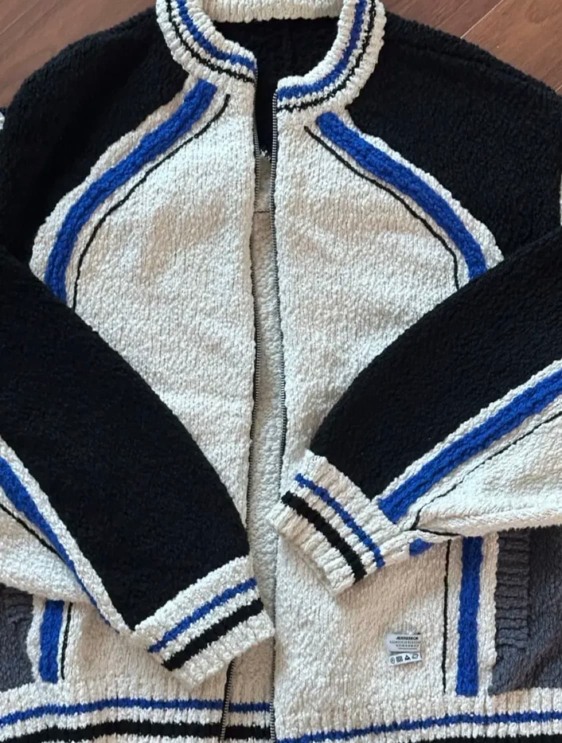 아더에러 알리브 니트 집업 상품이미지2