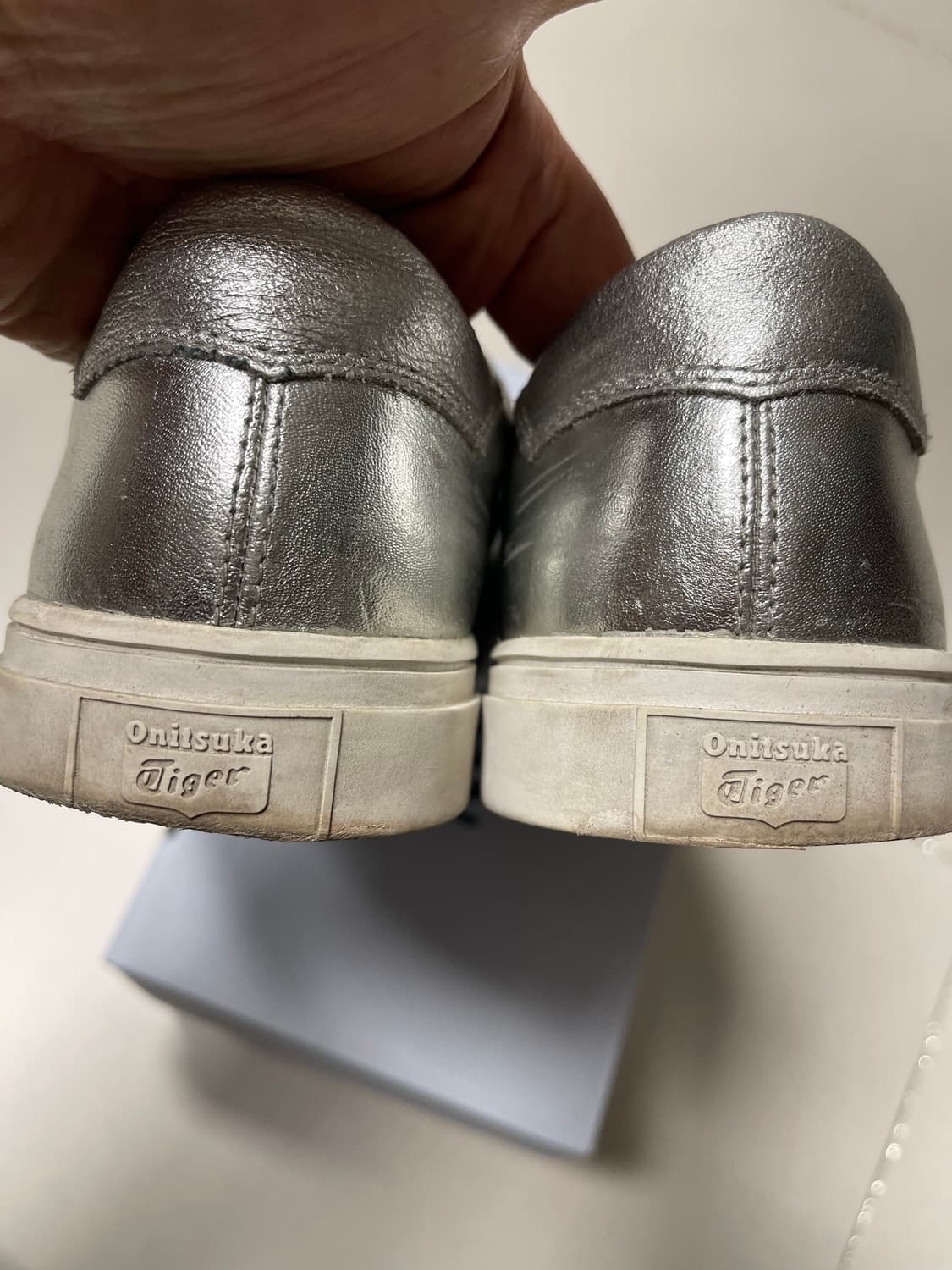 오니츠카 타이거 론쉽 2.0 실버 270 상품이미지6