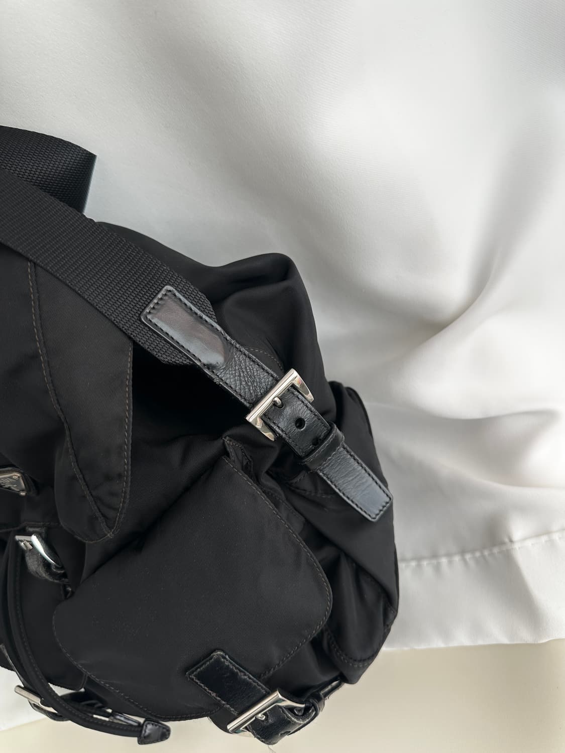 프라다 빈티지 블랙 백팩 라지 상품이미지4