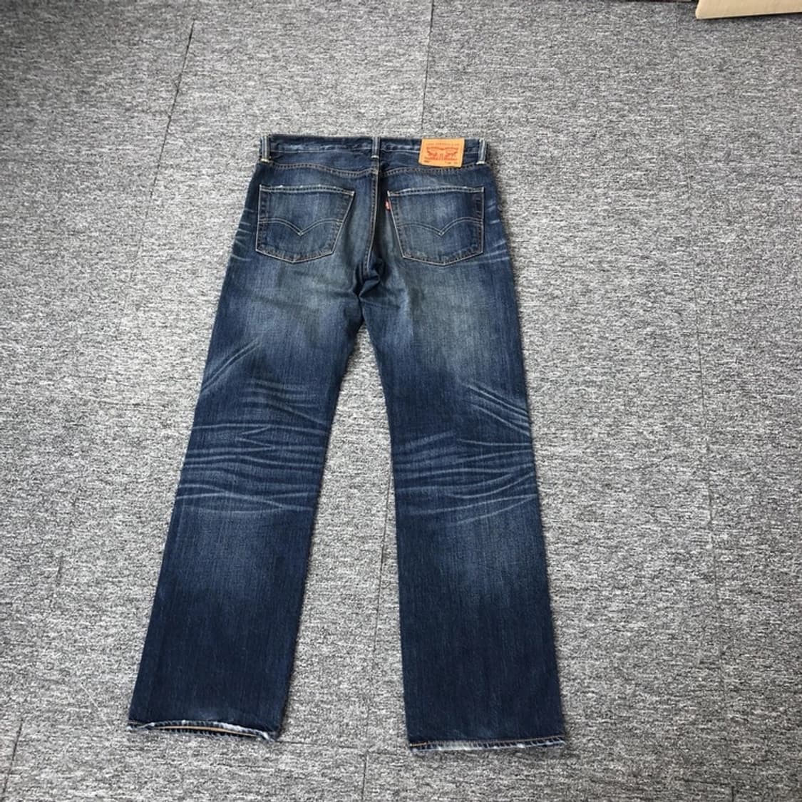 리바이스 정품 502 빈티지 캣워싱 스트레이트 데님팬츠 상품이미지3