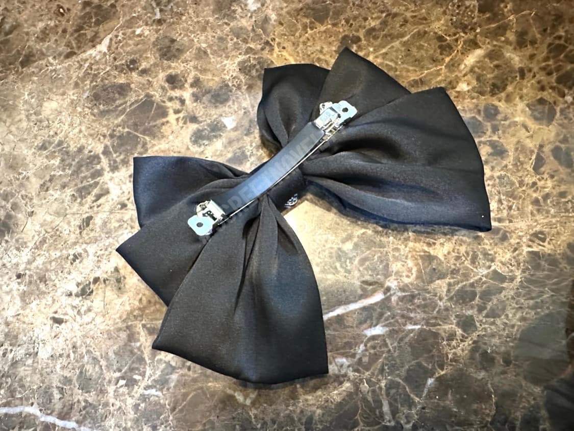 프라다 블랙로고 헤어핀 블랙 상품이미지10