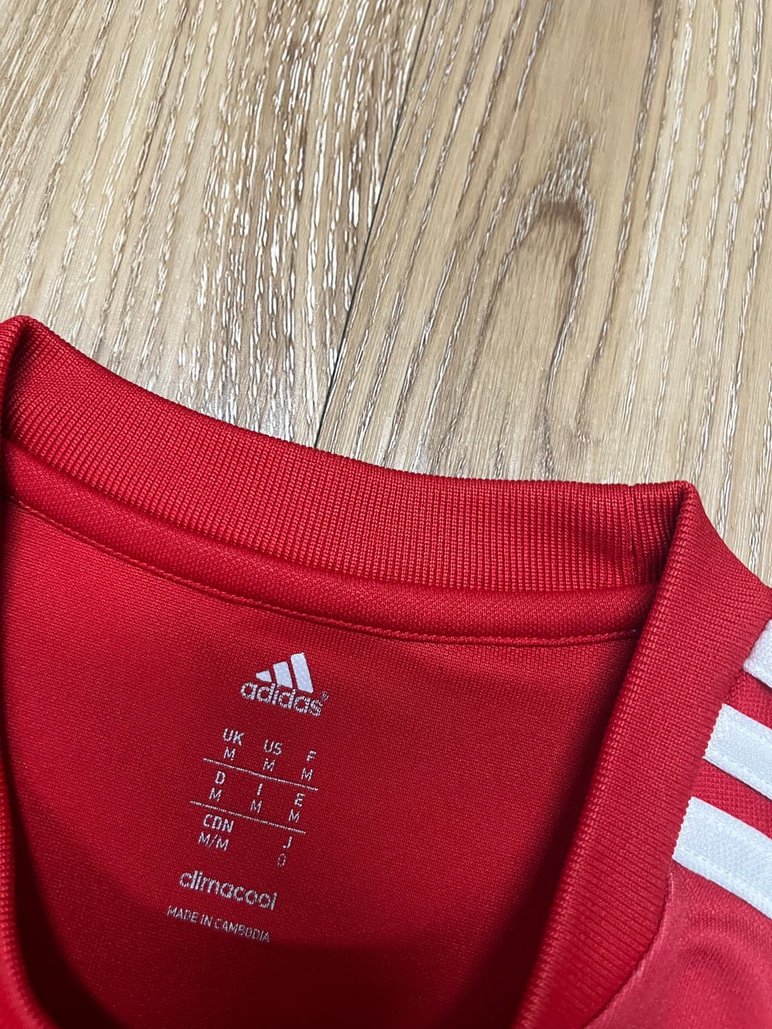 아디다스 바이에른 뮌헨 져지 탑 L 상품이미지3