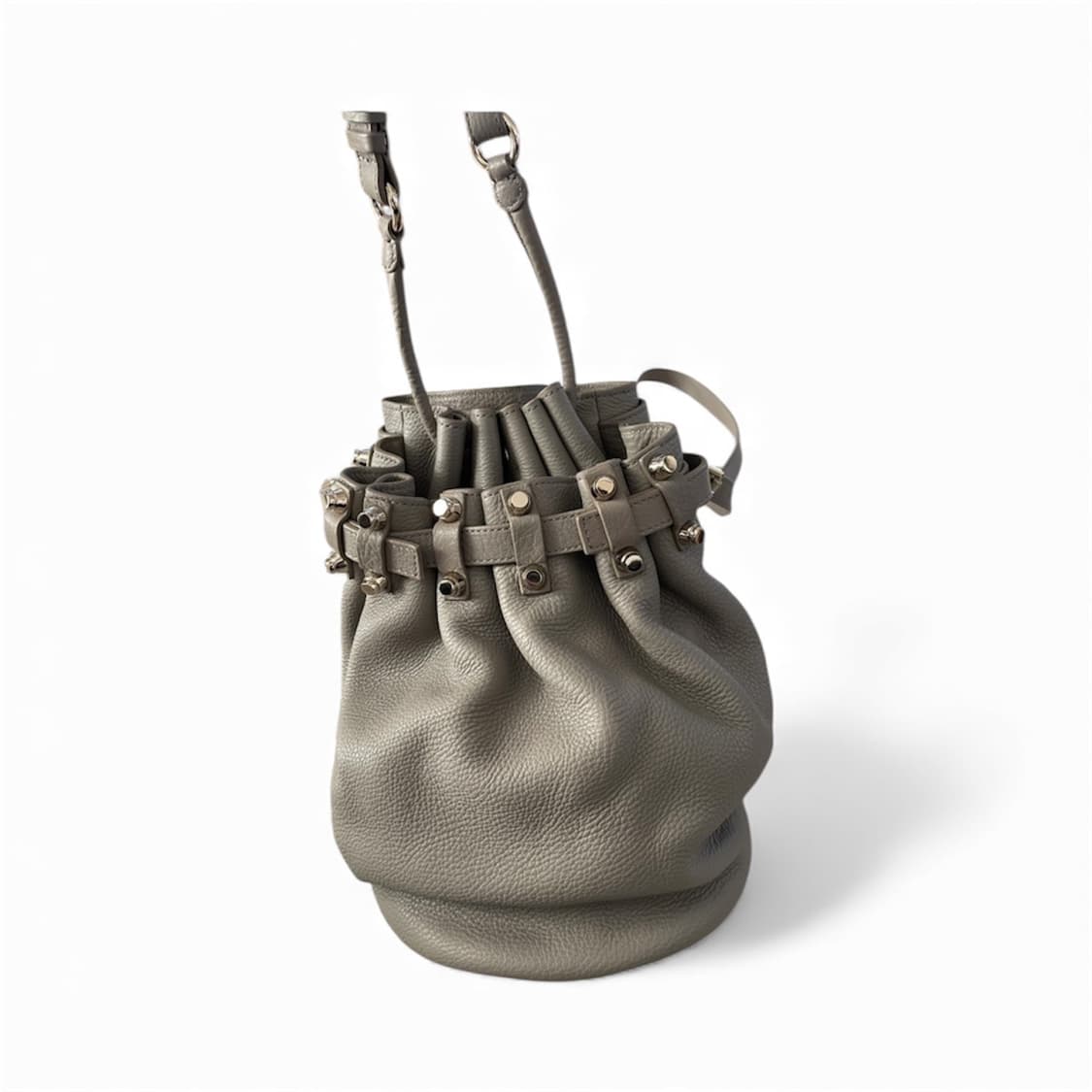 알렉산더왕 디에고 버킷백 2가지 색상 상품이미지4