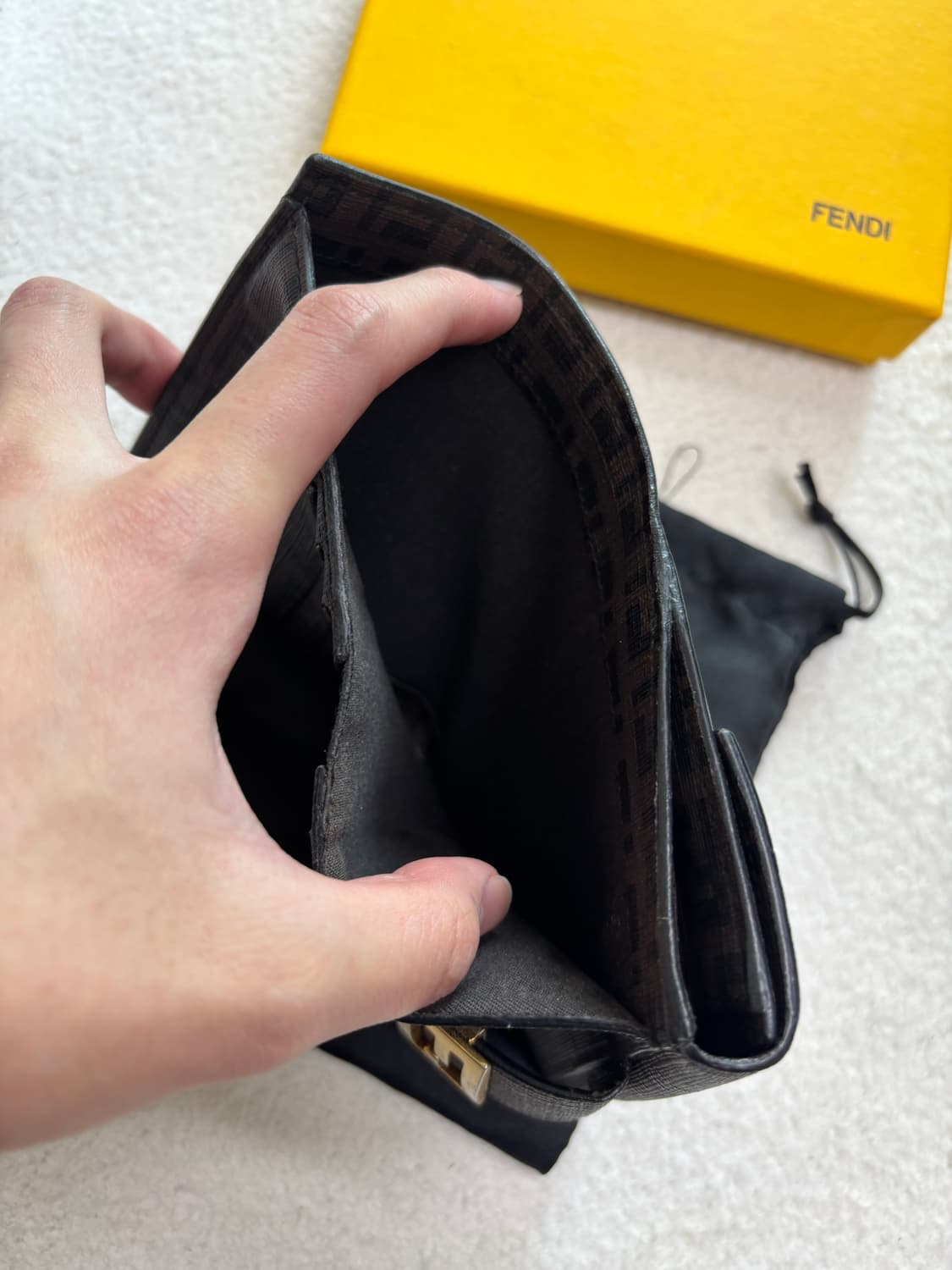 펜디 ff로고 반지갑 (풀구성) 상품이미지6