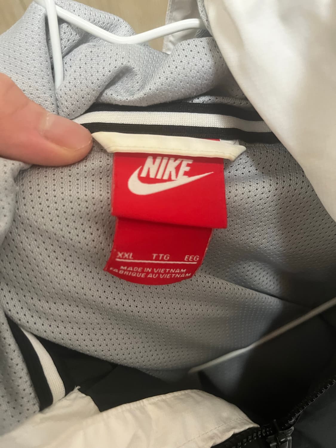 나이키 바람막이 상품이미지2