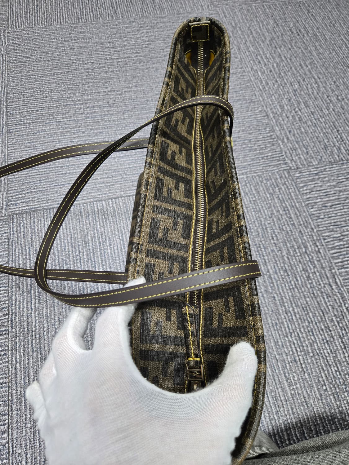 [특가][정품] 펜디 쇼퍼백 토트백 상품이미지5