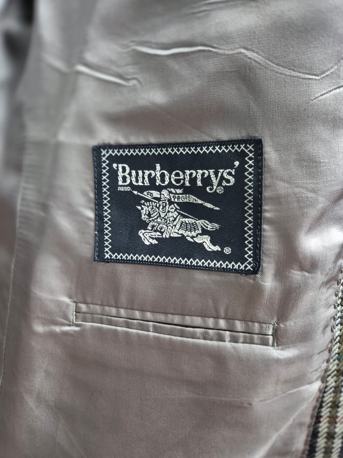 버버리 체크자켓 상품이미지2