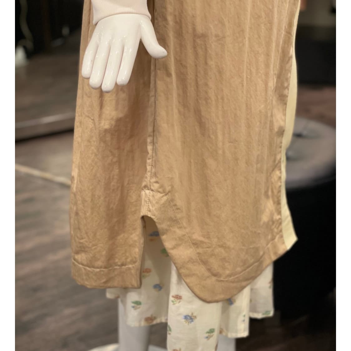 오즈세컨 케이프 칼라 테이핑 트렌치코트 상품이미지7