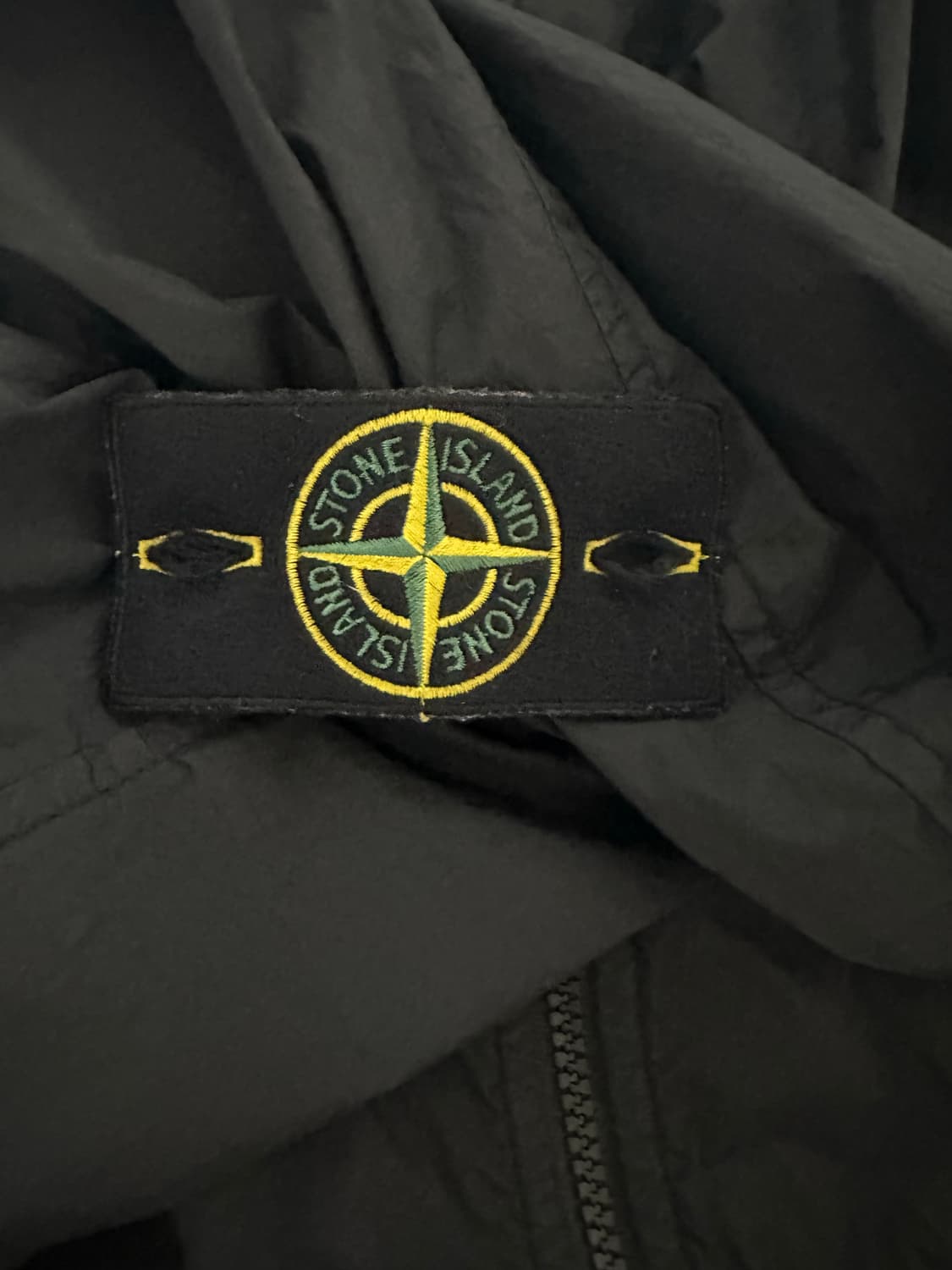 스톤아일랜드 크링클랩스 23ss m사이즈 상품이미지3