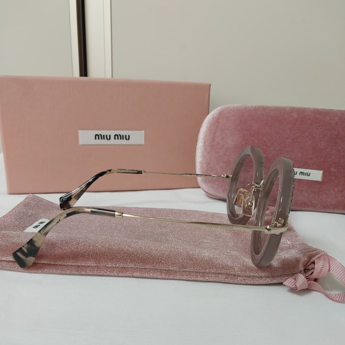 미우미우 스와로브스키 크리스탈 선글라스 (착샷O) 상품이미지7