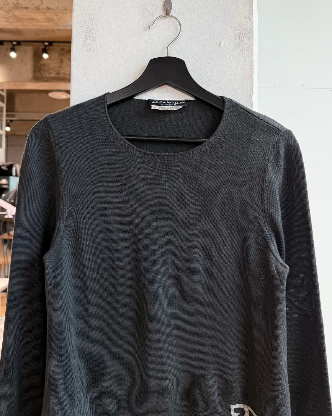 페라가모 차콜 로고 울 니트  상품이미지3