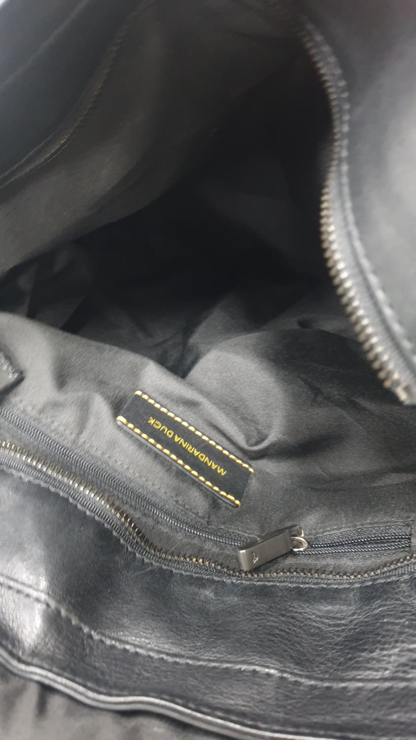 만다리나덕 블랙 가죽 백팩 상품이미지10