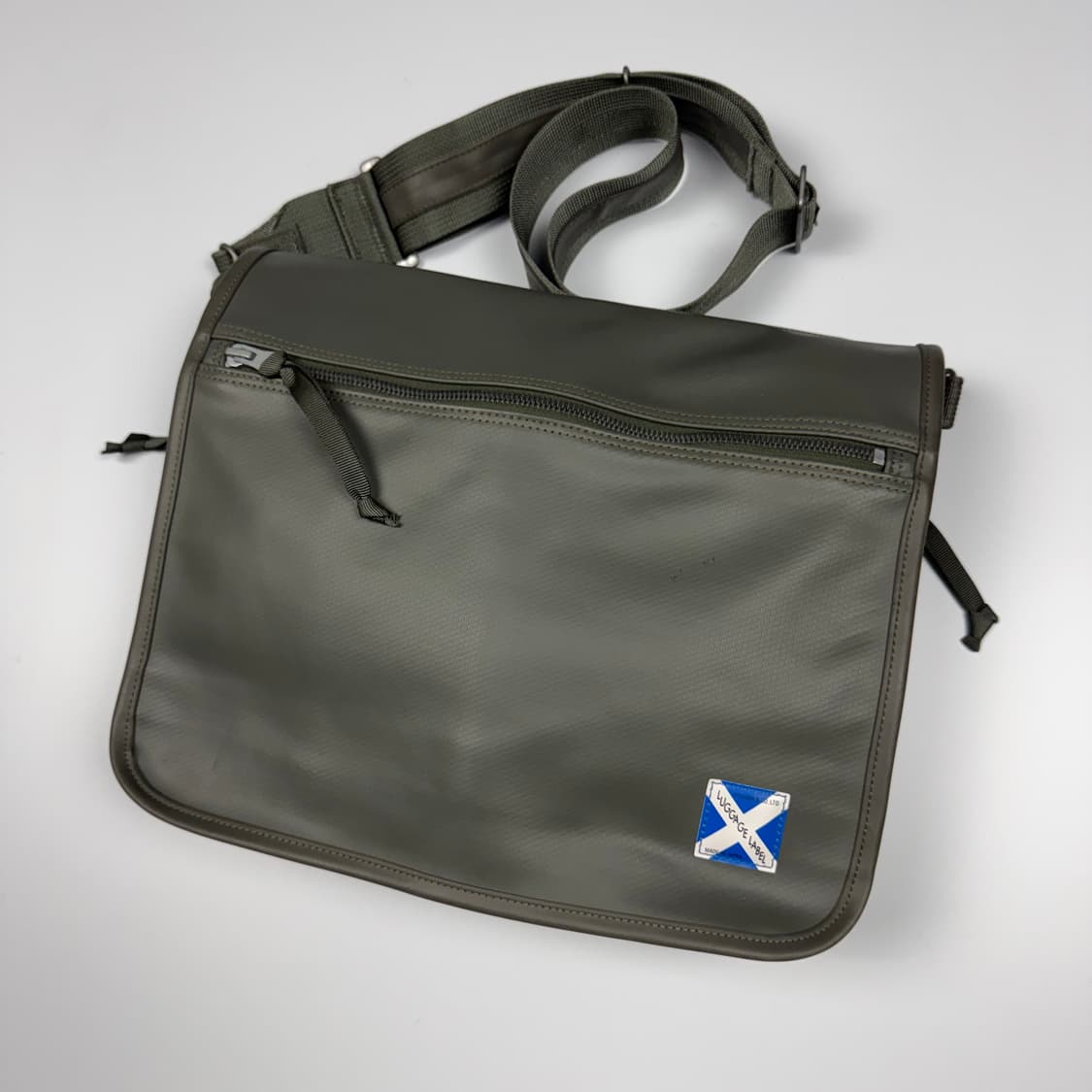 요시다포터 러기지라벨 뉴라이너 메신저백 올리브 상품이미지2