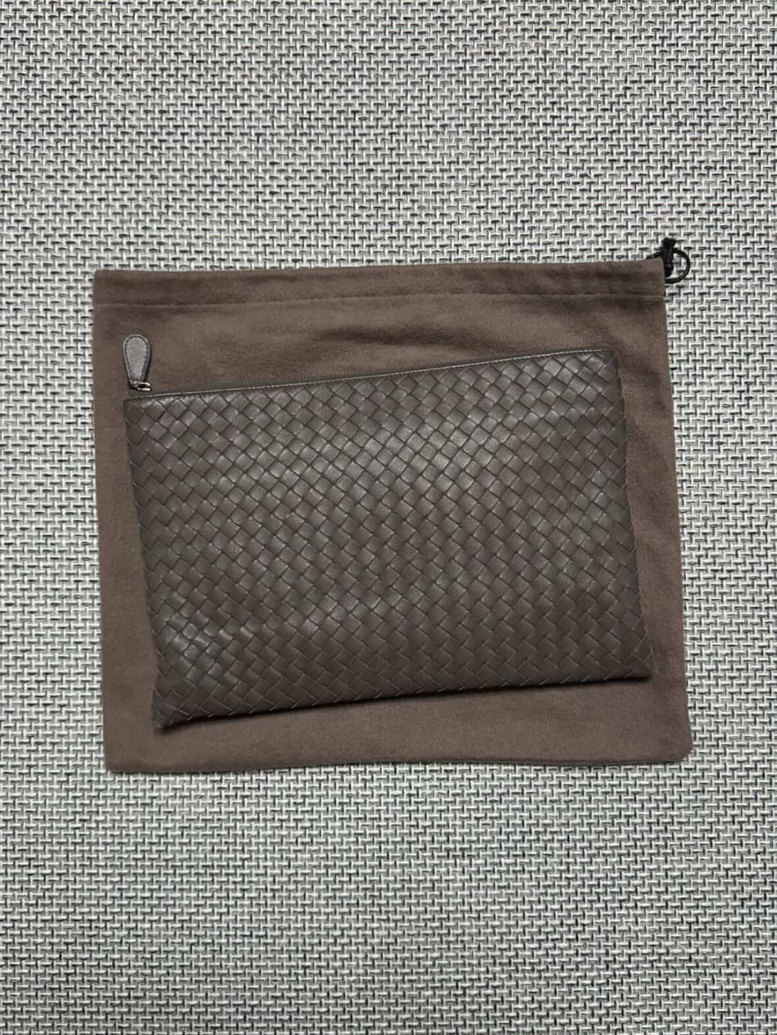 보테가베네타 인트레치아토 클러치 상품이미지1