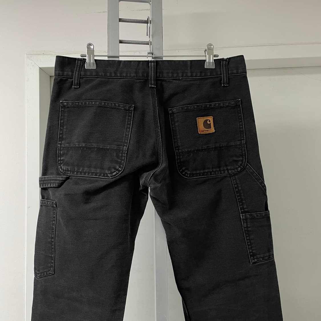 칼하트 흑청 더블니 팬츠 30X32 상품이미지2