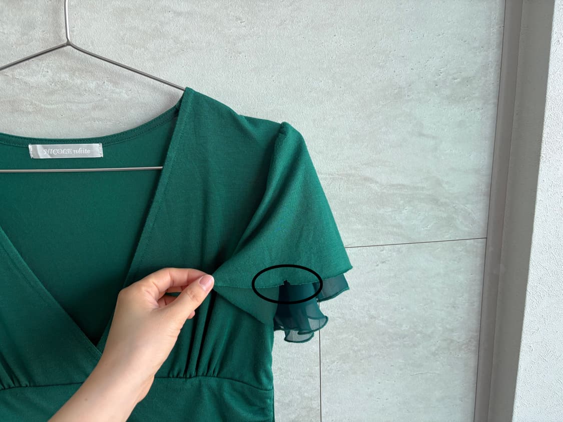 deep v pleated top 상품이미지7