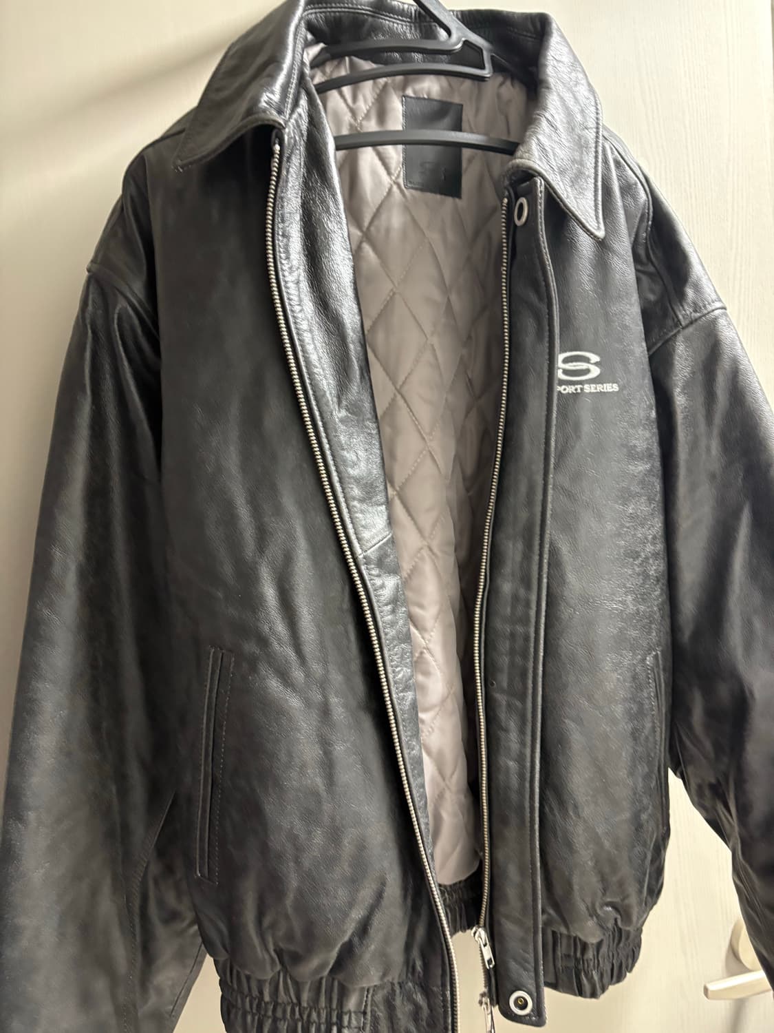 톰스벌스데이 새상품 판매합니다 상품이미지2