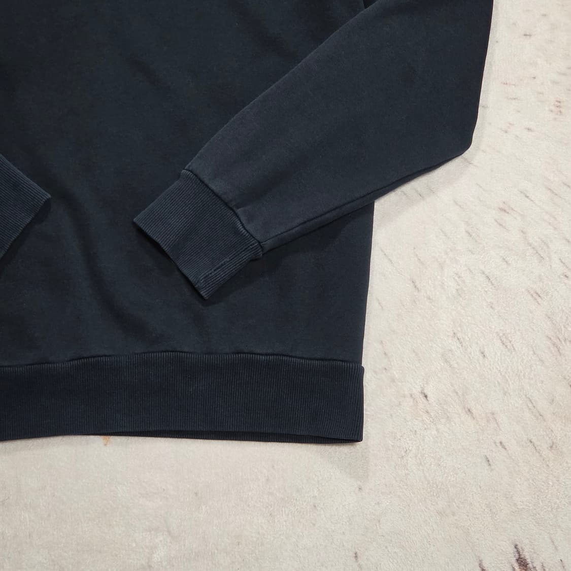 푸마 네이비 맨투맨 상품이미지6