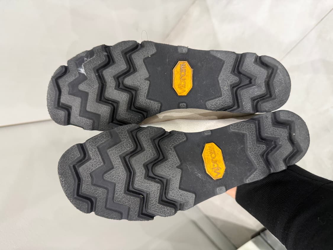 클락스 x 페이퍼걸 왈라비 255 상품이미지3