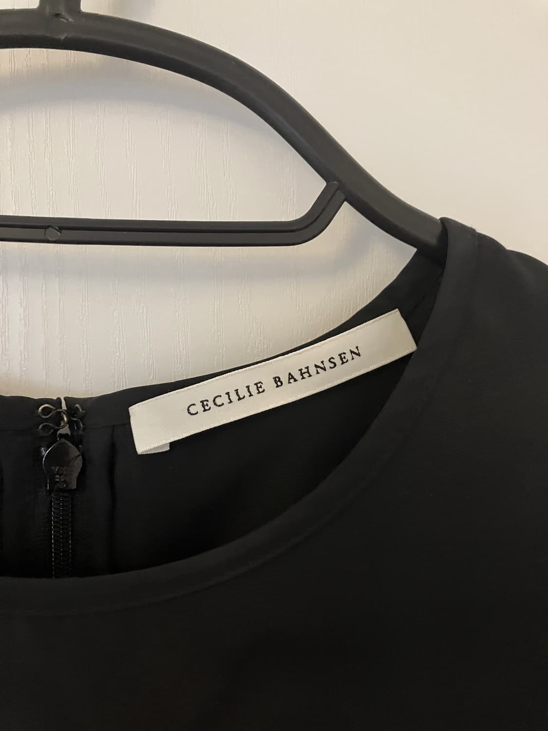 세실리아반센 탑 상품이미지3