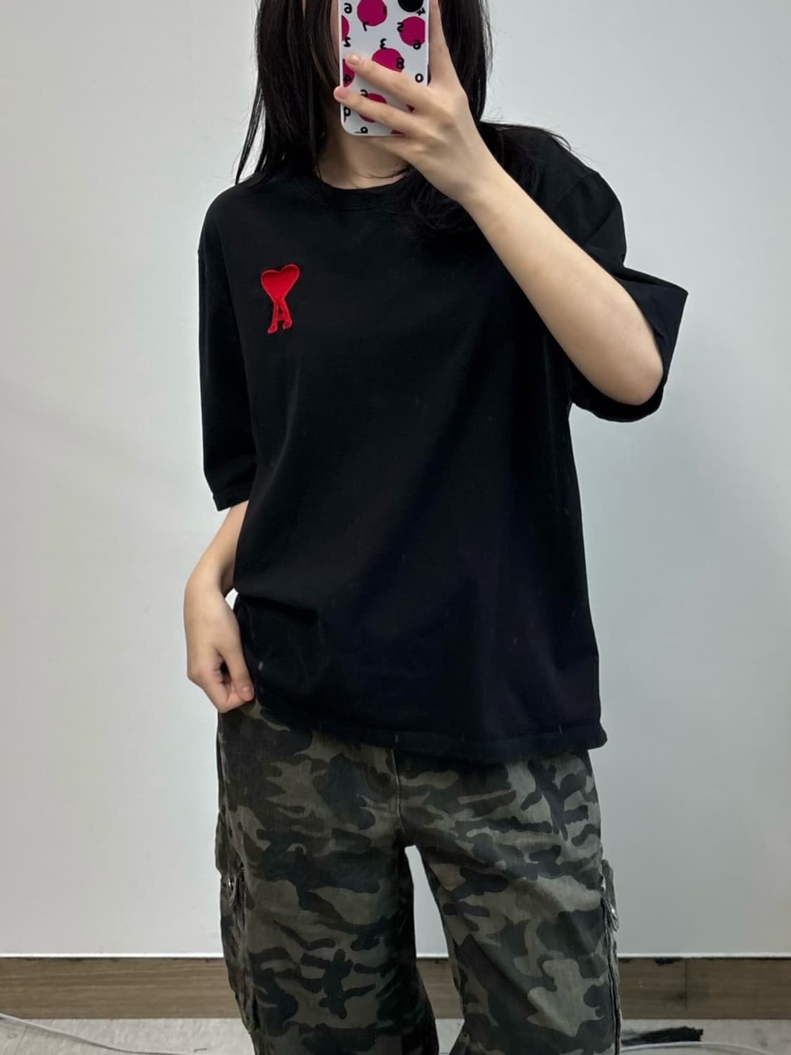 아미 자수 블랙 반팔 티셔츠 상품이미지1