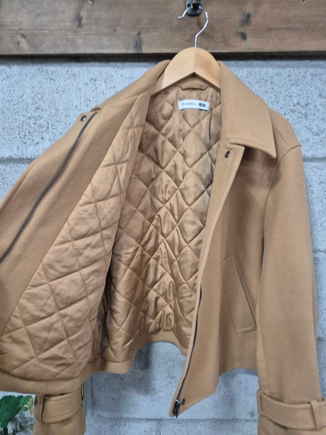 유니클로 JW 앤더슨 울블랜드 숏코트 상품이미지5