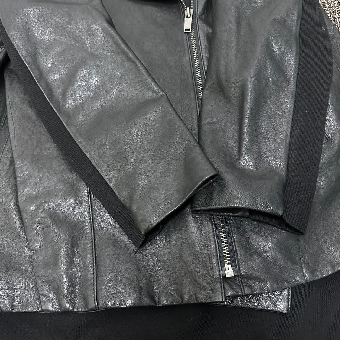 Lio Bell 리오벨 여성 양가죽 라이더 자켓 블랙 55사이즈 상품이미지4