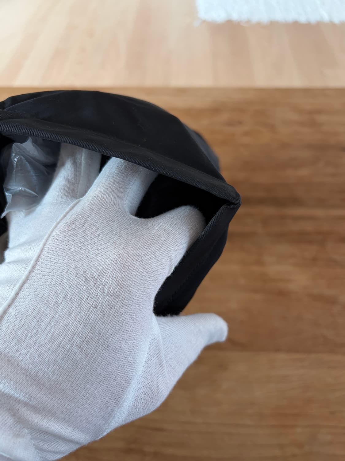 프라다 포코노 나일론 숄더백 상품이미지5