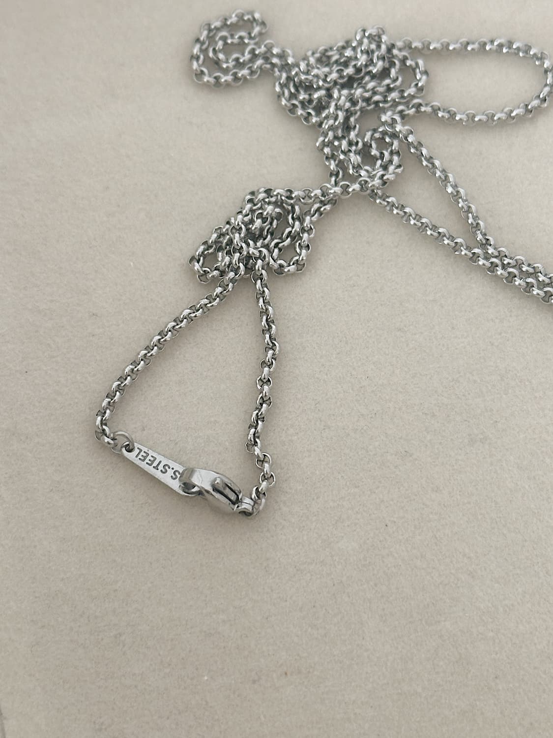 구찌 GG로고 남자 롱체인 목걸이 실버 상품이미지2