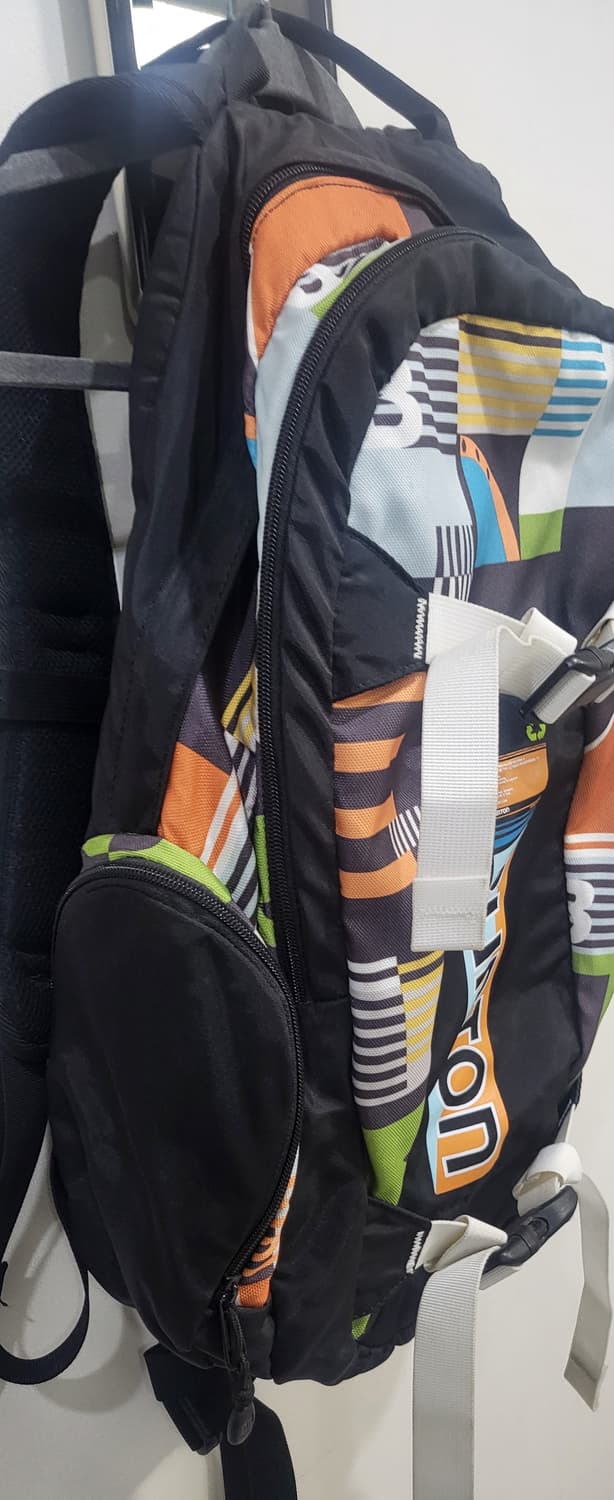 Burton 버튼 백팩 상품이미지3