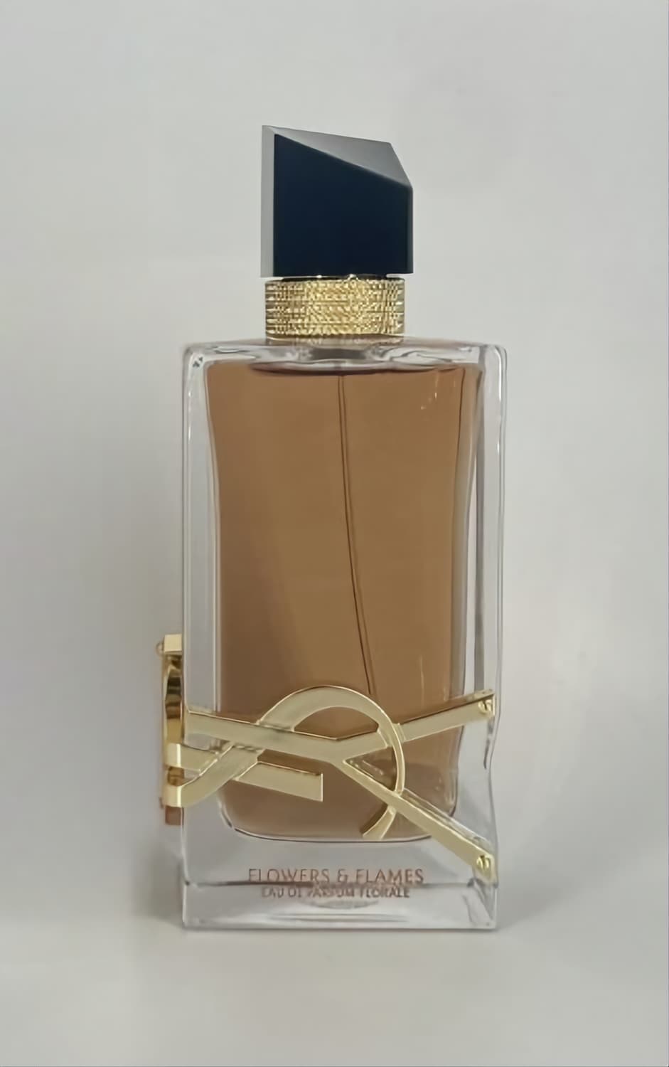 입생로랑 리브르 플라워 플레임 오드퍼퓸 90ml 상품이미지3