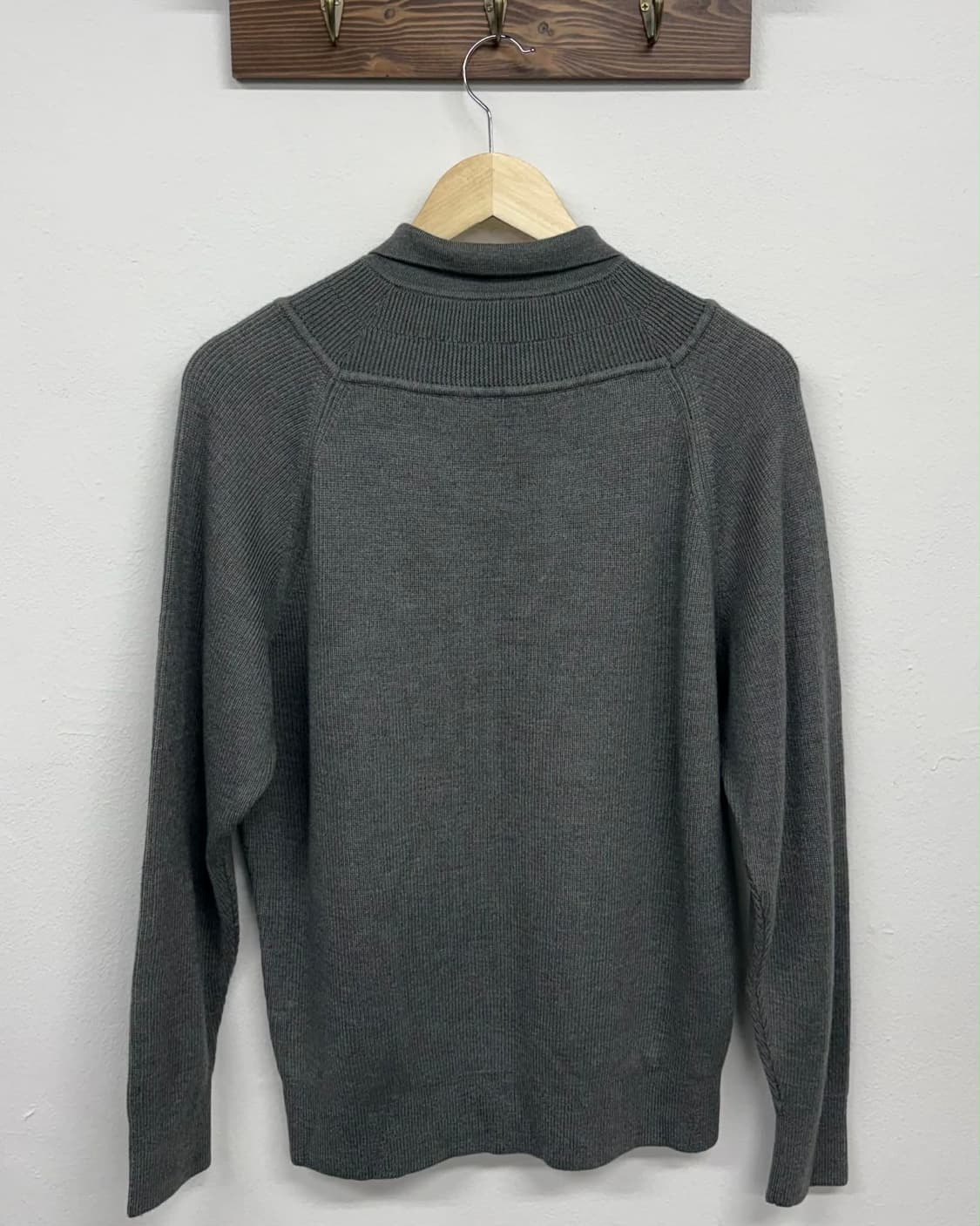 [L] 크리스찬 디올 스포츠 카라 니트 스웨터 상품이미지2