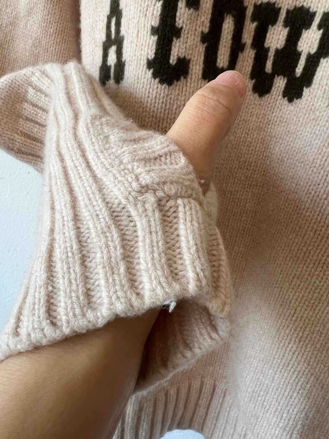 자딕앤볼테르 여성 아이보리베이지 울캐시미어니트 브이넥니트 상품이미지5