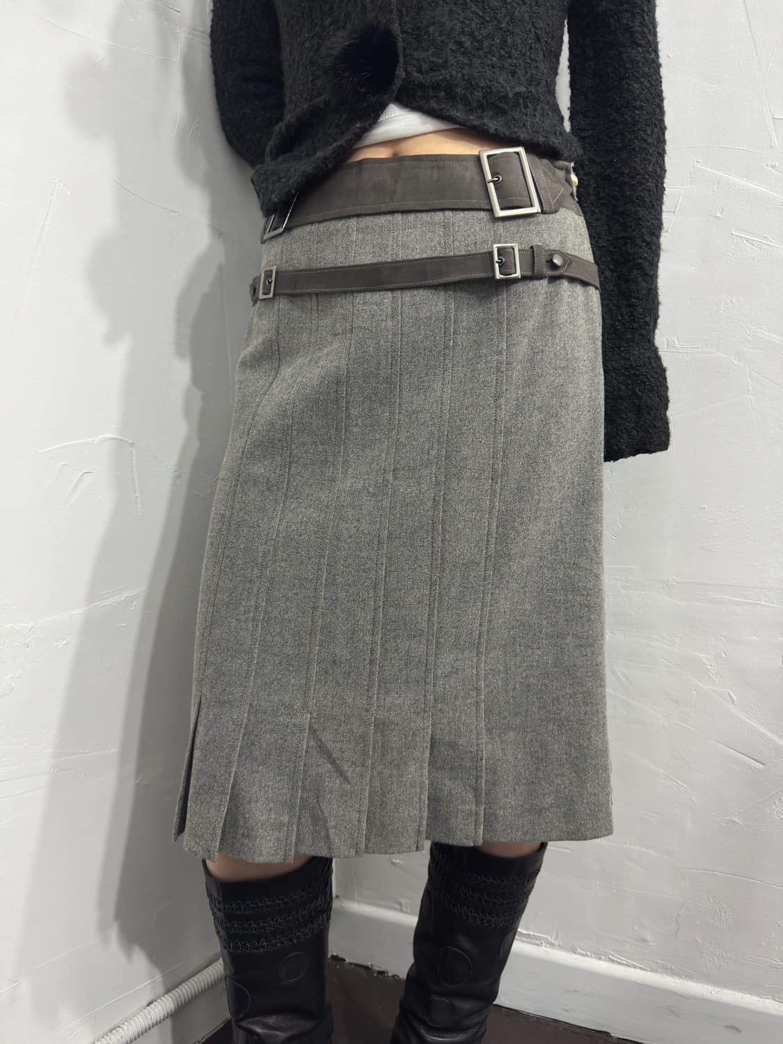 buckle detail midi skirt 상품이미지1