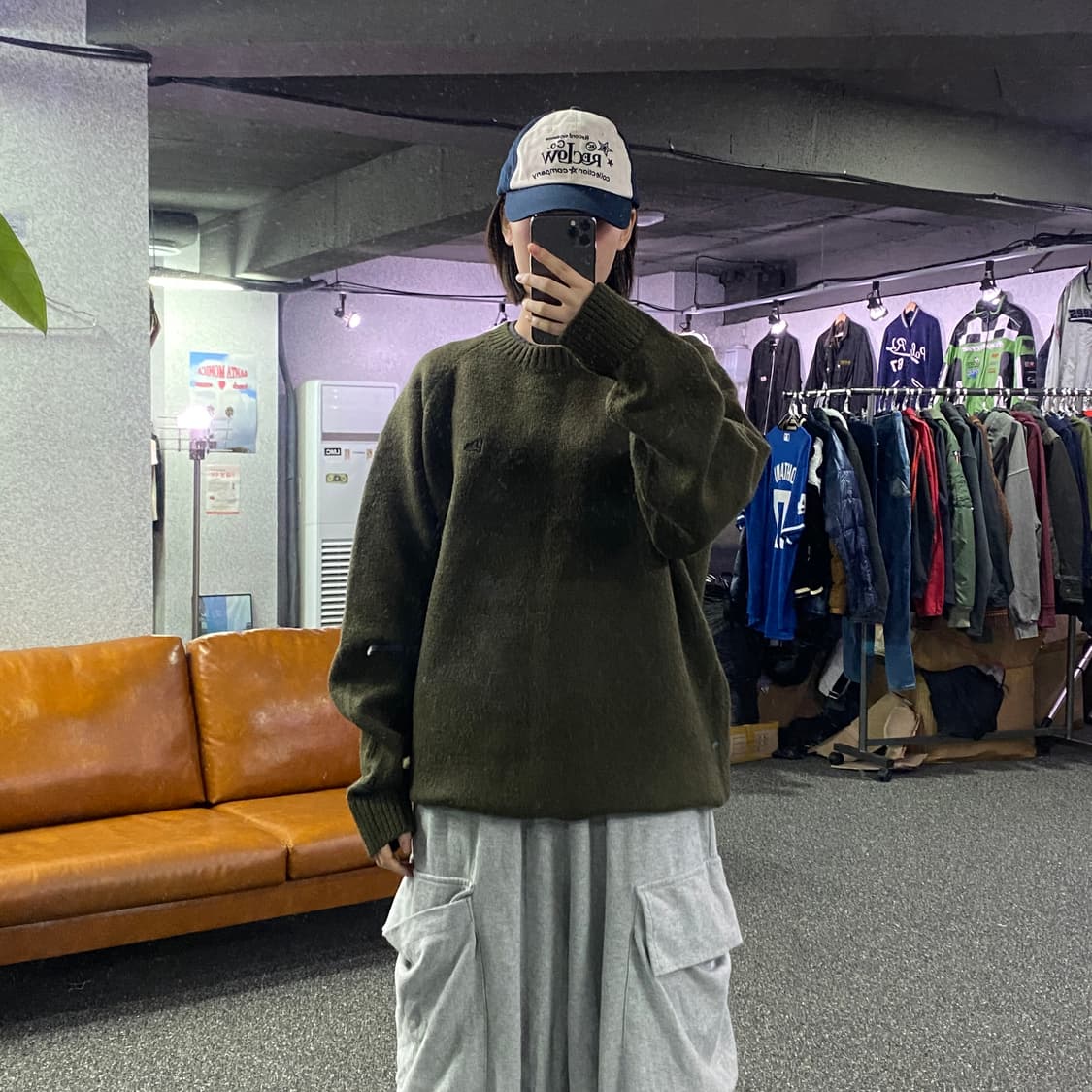 뉴에라 미니멀 모헤어 스웨터 카키 B3028 상품이미지1