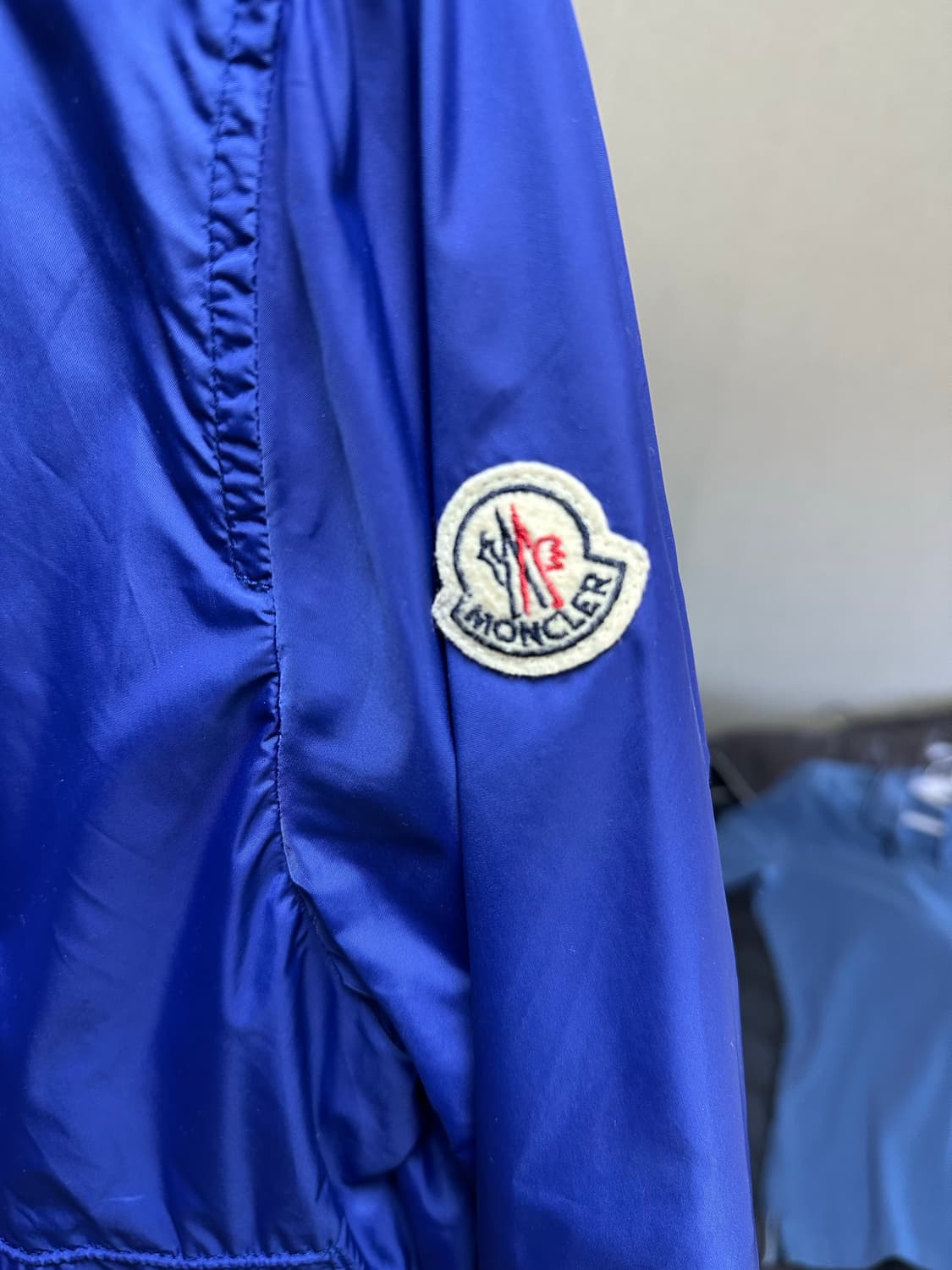 급처) 몽클레어 남성 블루 바람막이m 정품 상품이미지2