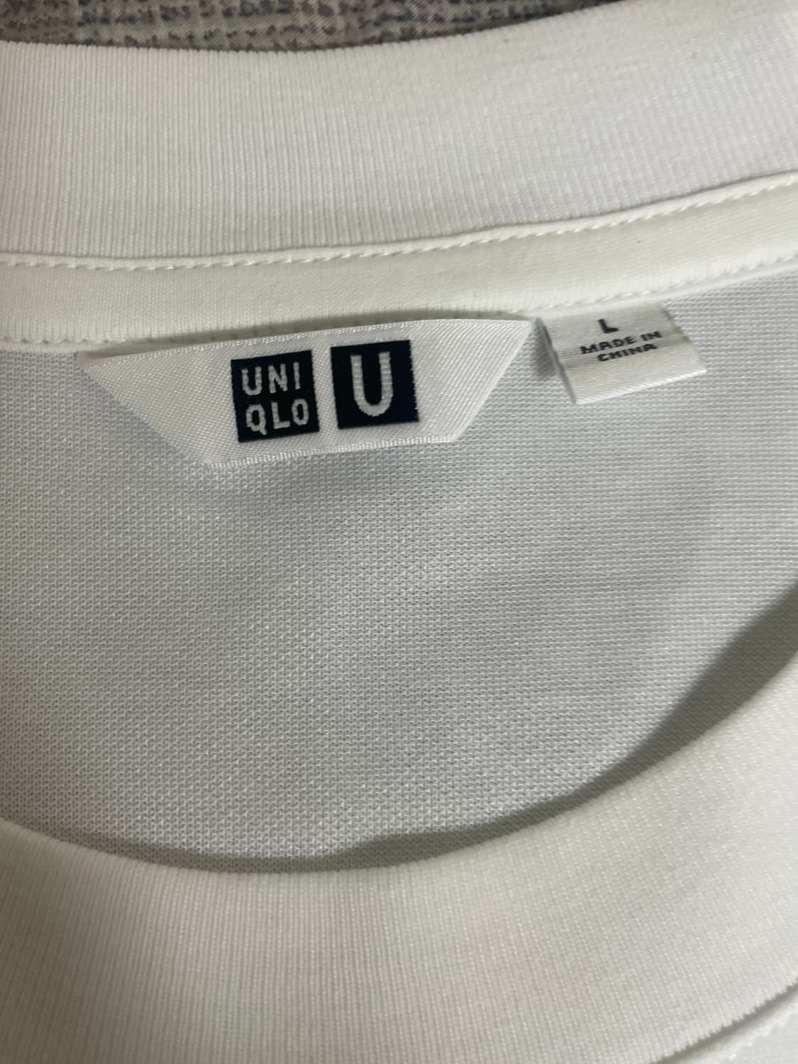 유니클로 U 흰색 긴팔 티셔츠 L 상품이미지2