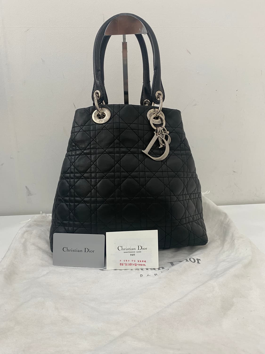 디올 레이디 디올 까나쥬 소프트백 상품이미지2