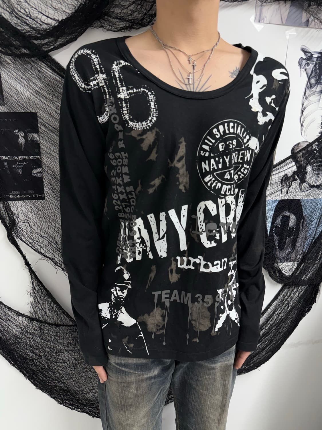 Grunge mood printing longsleeve 상품이미지1
