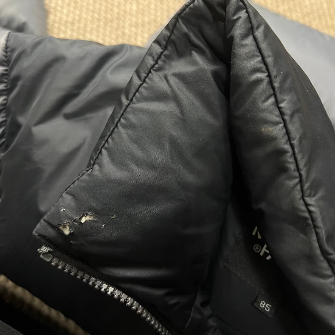 노스페이스 700 눕시 패딩 검회 85 상품이미지4