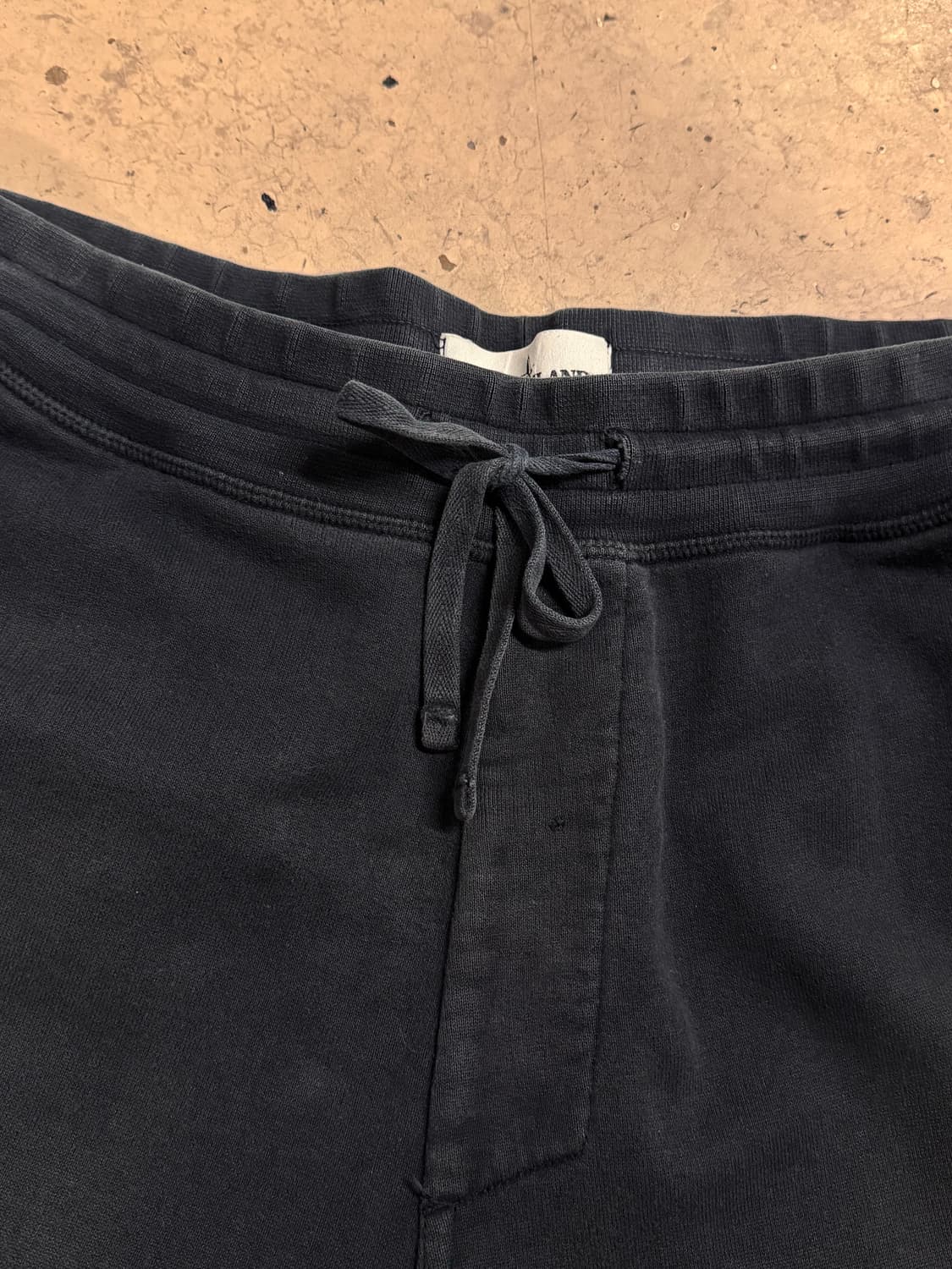 스톤아일랜드 와펜 네이비 조거팬츠  상품이미지4