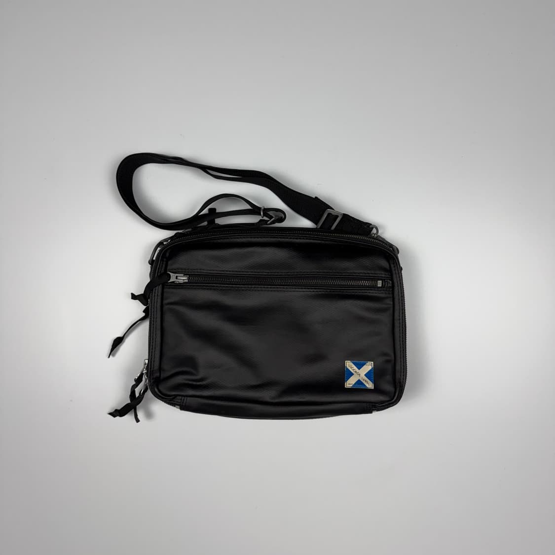 요시다포터 러기지라벨 뉴라이너 숄더백 블랙 상품이미지1