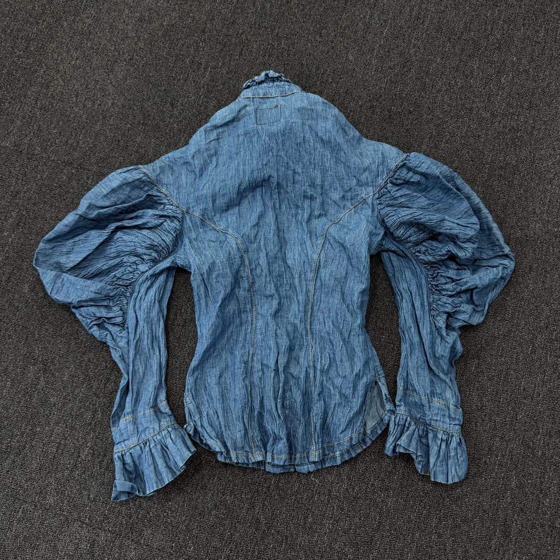 비비안웨스트우드 하이넥러플 퍼프소매 셔츠 상품이미지6