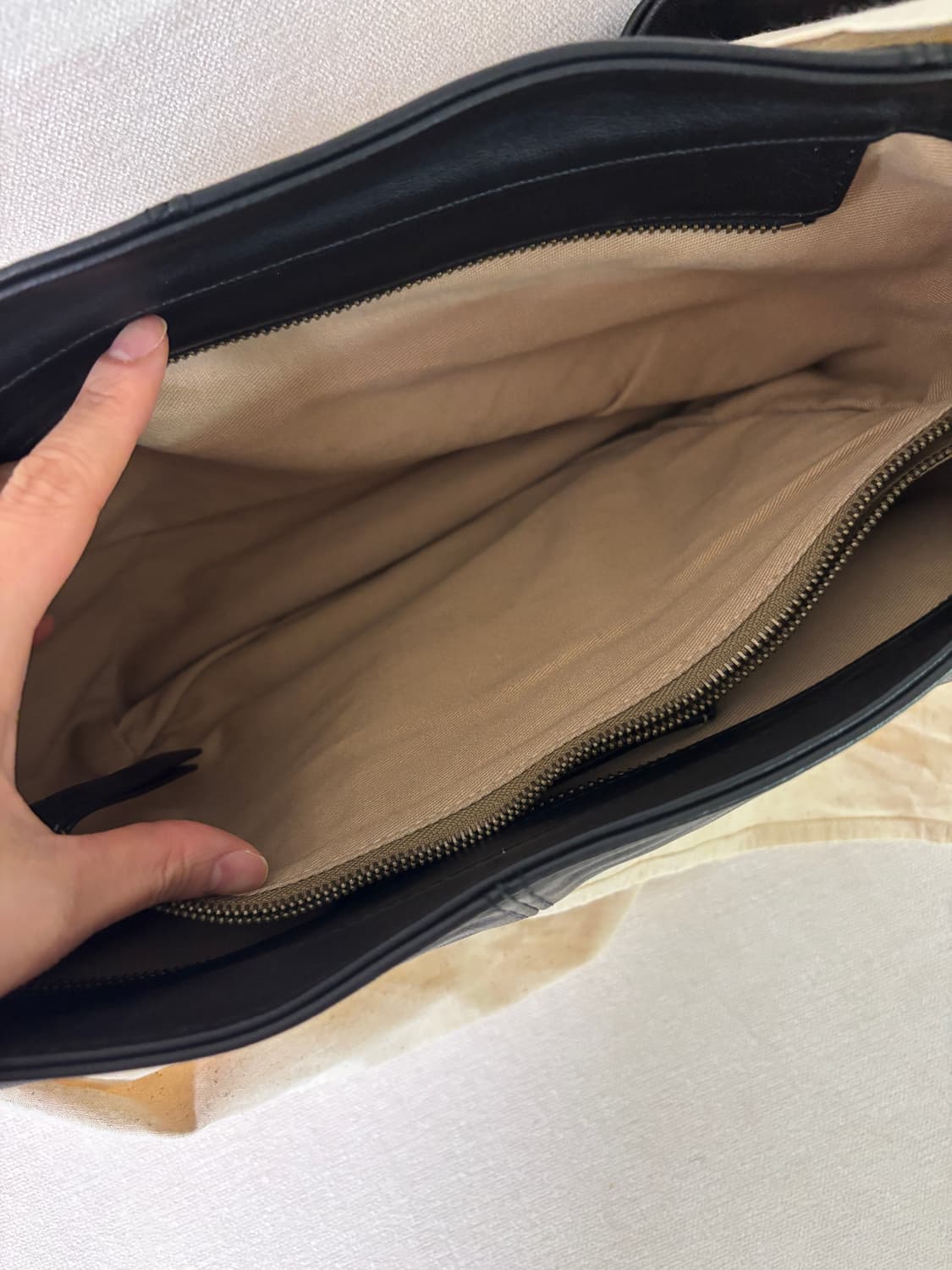 유르트 단 크로스바디백 상품이미지4