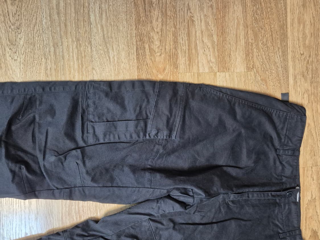 CP 컴퍼니 스트레치 새틴 카고 팬츠 남성  34인치 상품이미지5